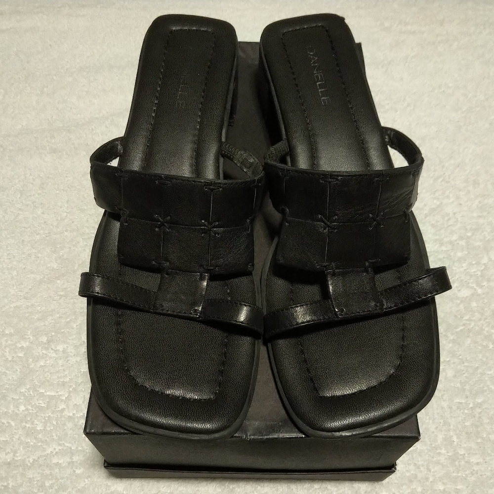 Danielle Black Sandals